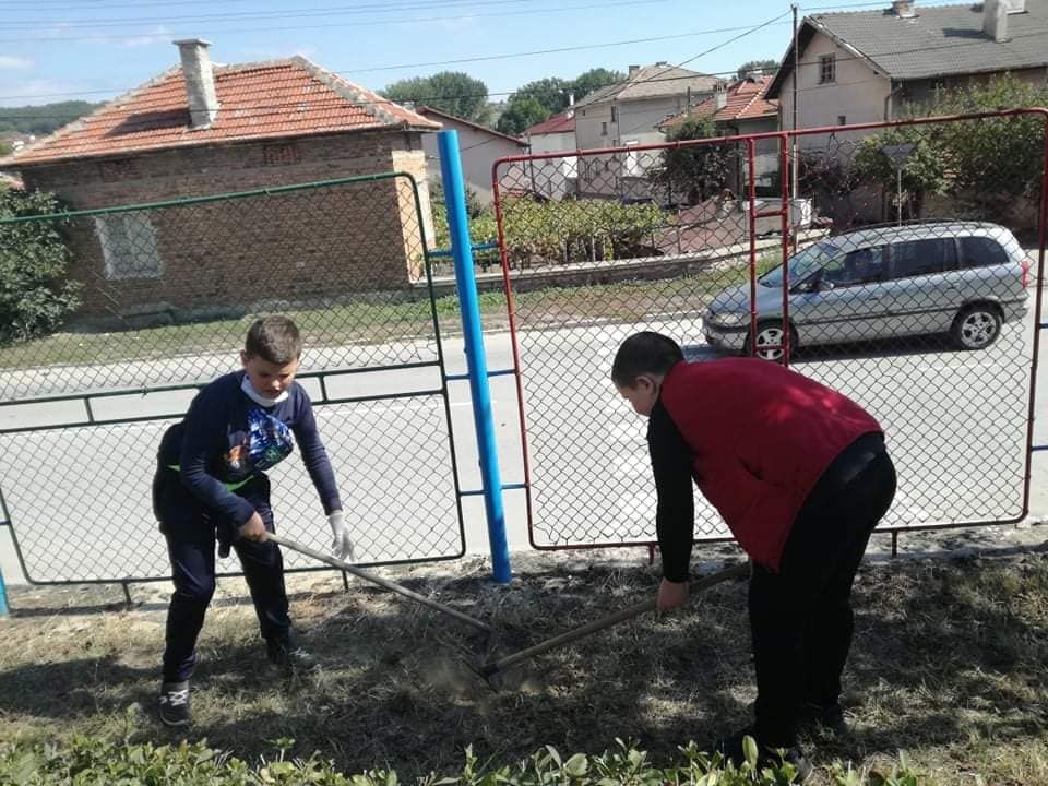 Есенно почистване на Стрелча 6